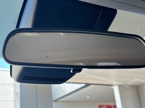 Certified 2025 Toyota RAV4 XLE AWD/4WD image 26