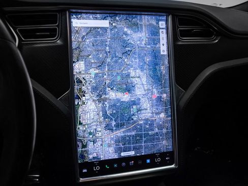 Used 2018 Tesla Model S 75D image 28