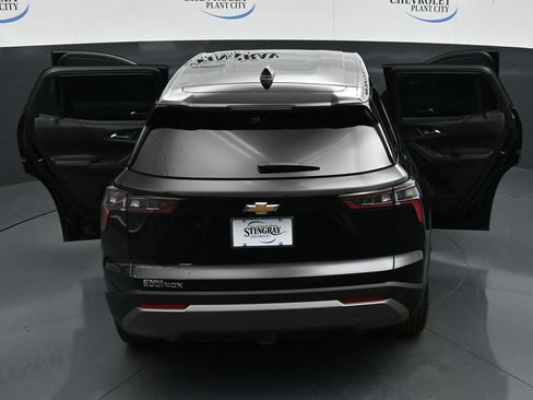 Used 2026 Chevrolet Equinox LT FWD image 35