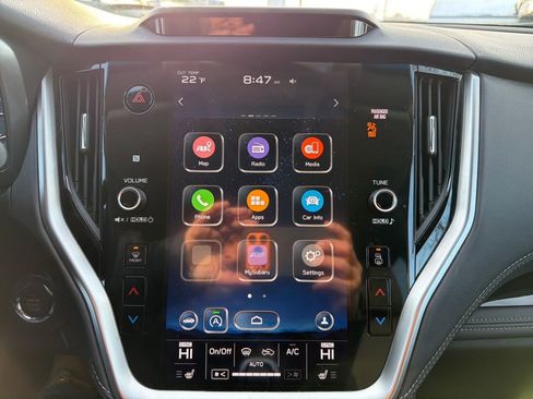 Used 2022 Subaru Outback Limited image 45