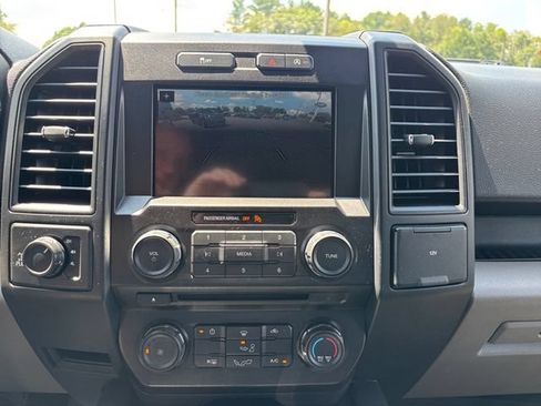Used 2018 Ford F150 XL w/ Equipment Group 101A Mid AWD/4WD image 20