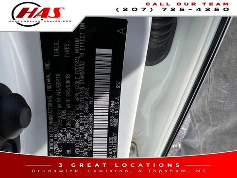 Used 2019 Toyota Highlander XLE w/ Carpet Mat Package (TMS) image 18