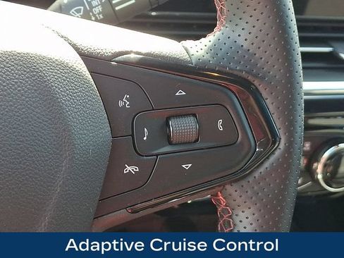 Used 2025 Chevrolet Trax RS w/ Driver Confidence Package FWD image 8