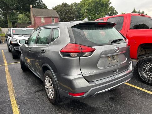 Used 2018 Nissan Rogue S AWD/4WD image 7
