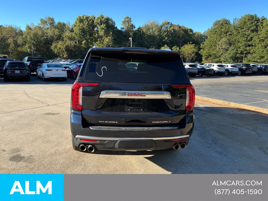 Used 2023 GMC Yukon Denali RWD image 5