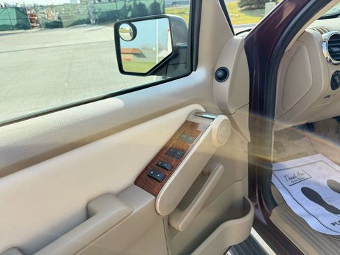 Used 2007 Ford Explorer Eddie Bauer image 15