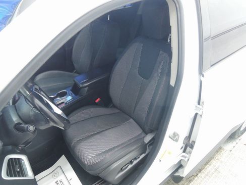 Used 2017 GMC Terrain SLE w/ Chrome Edition image 6