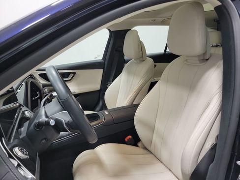 Used 2025 Mercedes-Benz E 450 4MATIC All-Terrain Wagon image 2