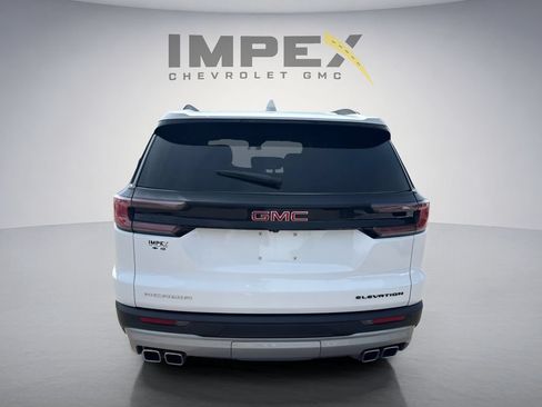 Used 2025 GMC Acadia Elevation w/ Elevation Premium Package FWD image 4