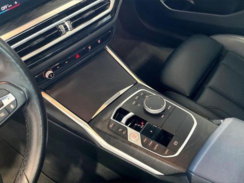 Used 2024 BMW 330e xDrive image 11