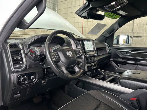 Used 2024 RAM 1500 Laramie image 19
