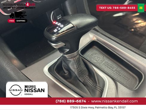 Used 2023 Dodge Charger SXT image 24