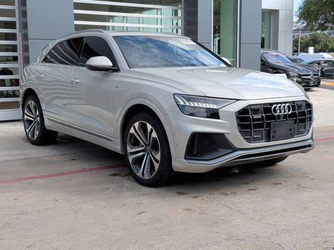 Certified 2022 Audi Q8 Premium Plus w/ Premium Plus Package image 2
