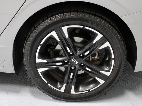 Used 2021 Kia K5 GT-Line w/ GT-Line FWD Premium Package image 18