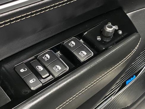 Used 2022 Jeep Grand Wagoneer Series II image 33