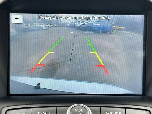 Used 2017 Ford C-MAX Energi SE w/ Equipment Group 401A image 30