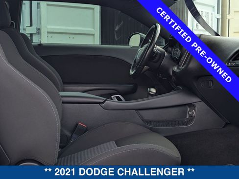 Used 2021 Dodge Challenger GT w/ Performance Handling Group RWD image 13