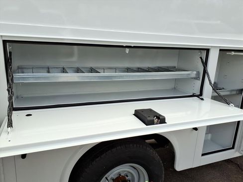 Used 2026 Ford E-350 and Econoline 350 Super Duty w/ Power Equipment Group image 53