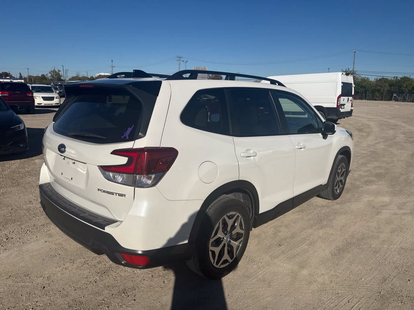 Used 2024 Subaru Forester Premium AWD/4WD image 3
