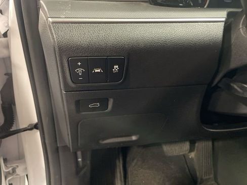 Used 2023 Kia K5 GT-Line image 26