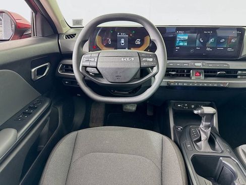 Certified 2025 Kia K4 LXS image 20