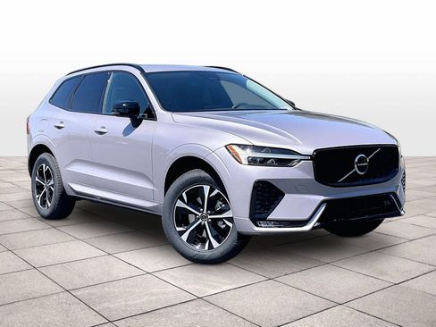 New 2026 Volvo XC60 B5 Core image 2