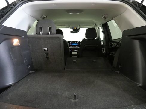 Used 2025 Chevrolet TrailBlazer LT FWD image 26