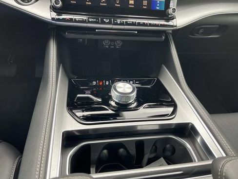 New 2026 Jeep Grand Wagoneer Limited image 31