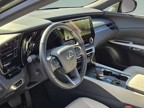 Used 2025 Lexus RX 350 Premium Plus w/ Accessory Package (Z1) FWD image 28