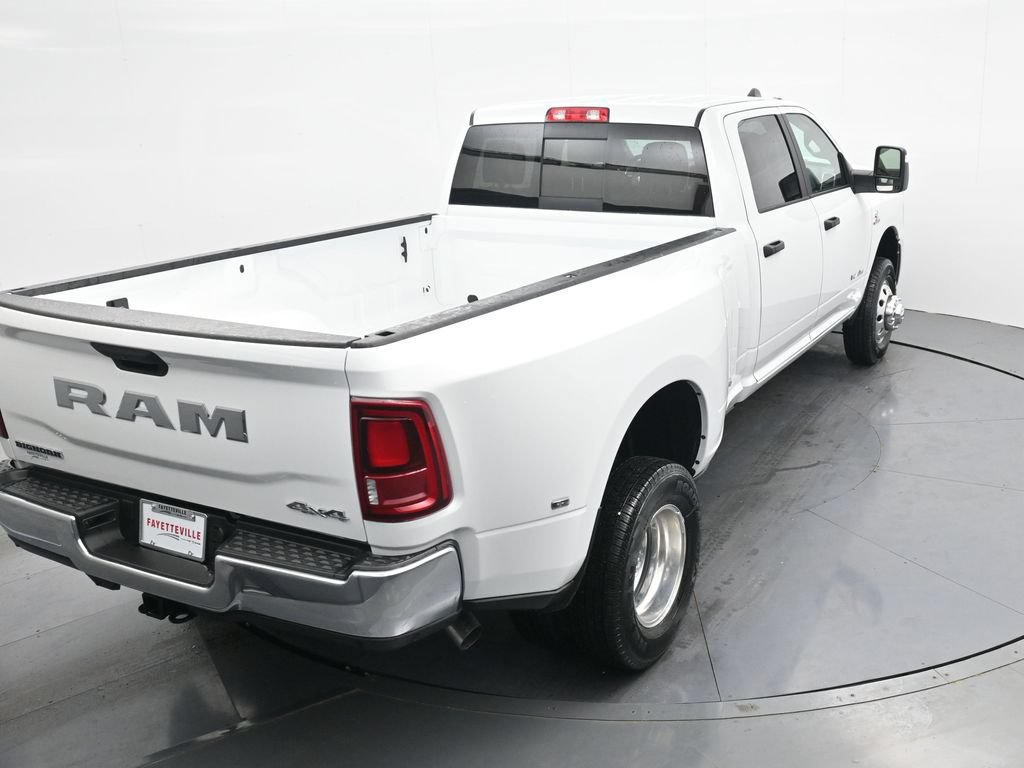 New 2026 RAM 3500 Big Horn AWD/4WD image 26