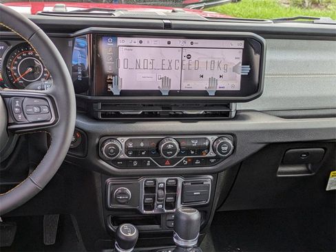 New 2024 Jeep Gladiator Sport image 17