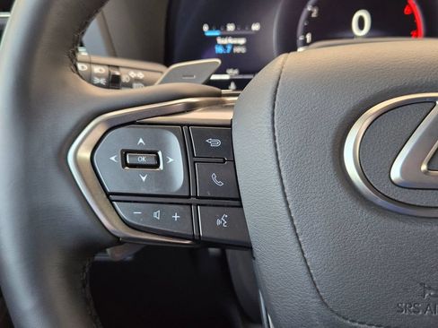 Used 2025 Lexus GX 550 w/ Accessory Package (2T) AWD/4WD image 22