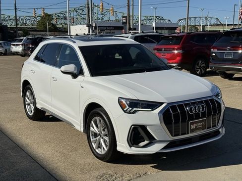 Used 2023 Audi Q3 2.0T Premium image 7
