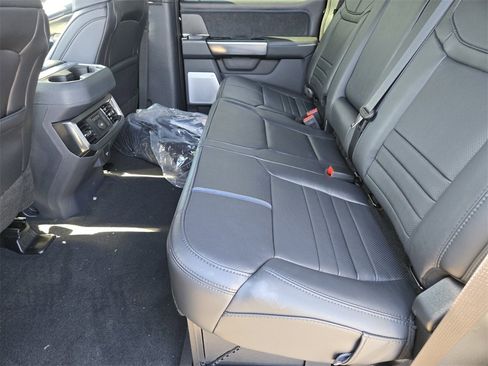 New 2025 Ford F250 Platinum w/ Tremor Off-Road Package image 9