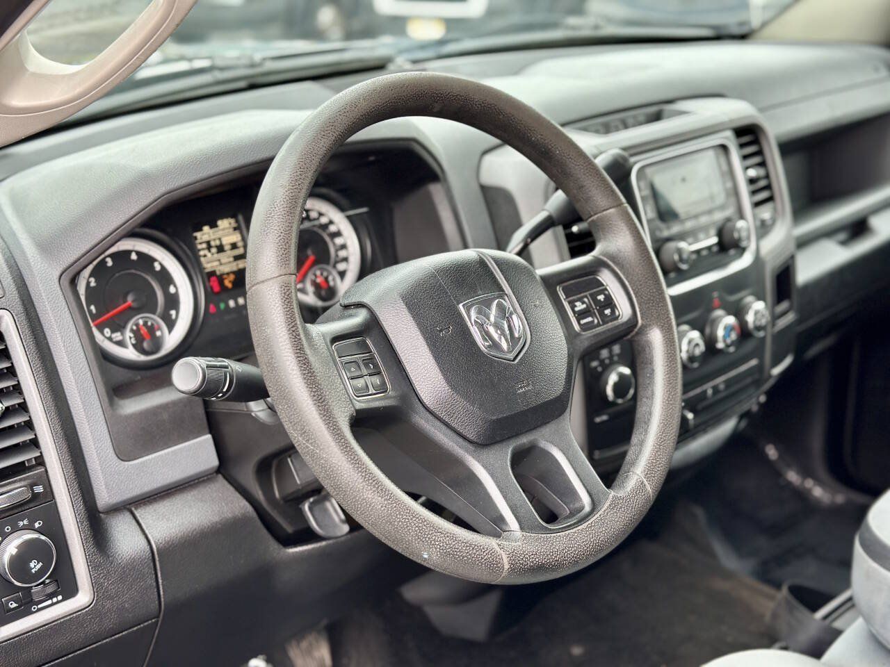 Used 2014 RAM 1500 Express AWD/4WD image 9