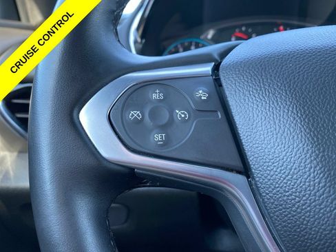 Used 2023 Chevrolet Traverse LT FWD image 14
