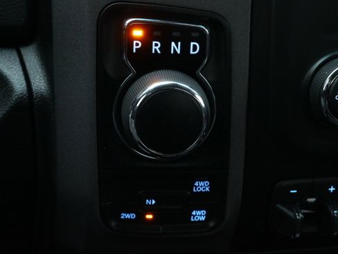 Used 2019 RAM 1500 Tradesman w/ Tradesman SXT Package image 9