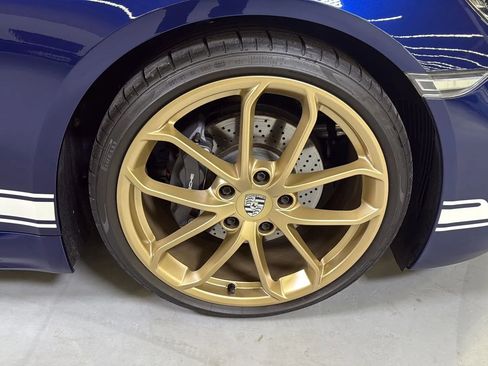 Used 2024 Porsche 718 Cayman image 28