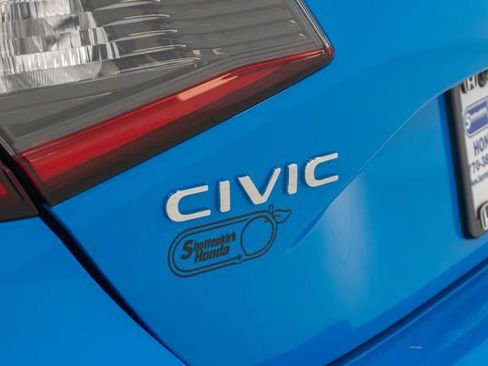 Certified 2022 Honda Civic Sport Touring image 11