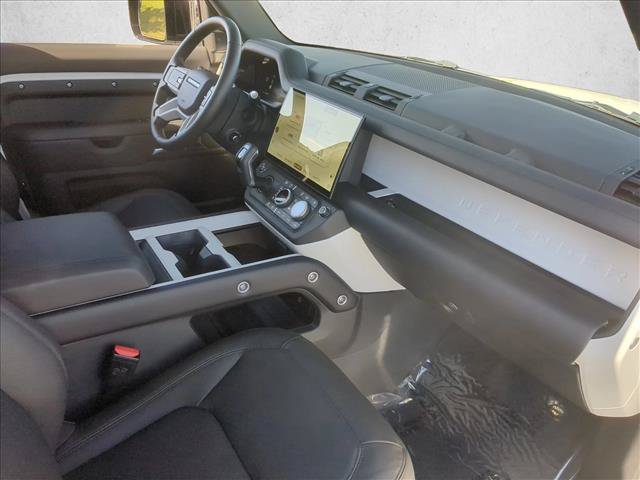 Used 2026 Land Rover Defender 110 S AWD/4WD image 28