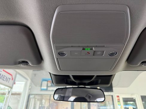 Used 2026 Nissan Sentra SR w/ Floor Mat Package FWD image 20
