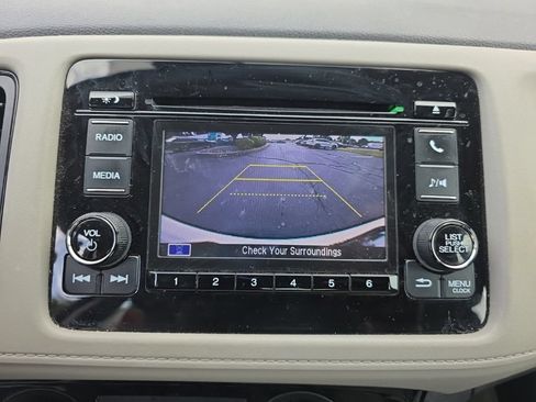 Certified 2022 Honda HR-V LX image 18
