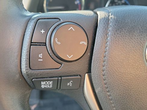 Used 2016 Toyota RAV4 XLE image 28