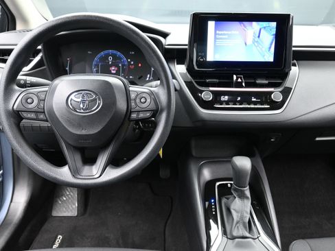 Used 2026 Toyota Corolla LE FWD image 20