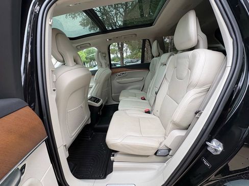 Used 2018 Volvo XC90 T6 Inscription w/ Convenience Package AWD/4WD image 17