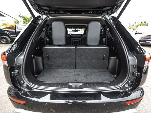 Used 2024 Mitsubishi Outlander SE AWD/4WD image 33