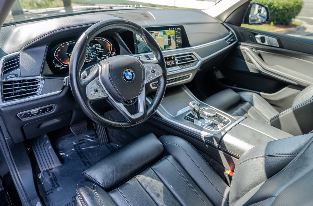 Used 2021 BMW X7 xDrive40i w/ Parking Assistance Package AWD/4WD image 4