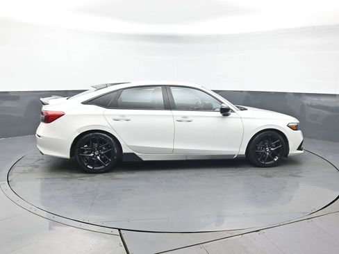 Used 2022 Honda Civic Sport image 7