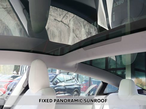 Used 2024 Tesla Model 3 Long Range image 4