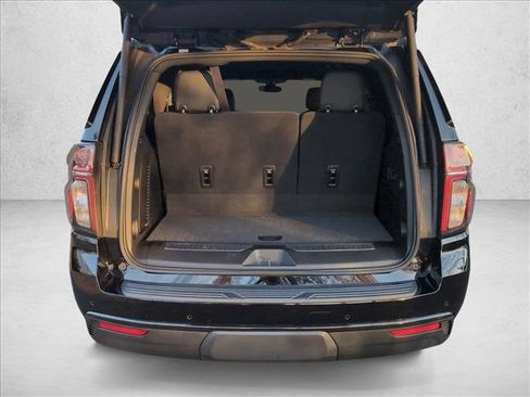 Used 2021 Chevrolet Tahoe Z71 w/ Z71 Signature Package image 7